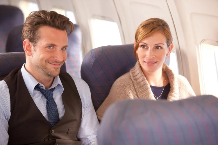 تفسير حلم السفر بالطائرة للعزاب والمتزوجين